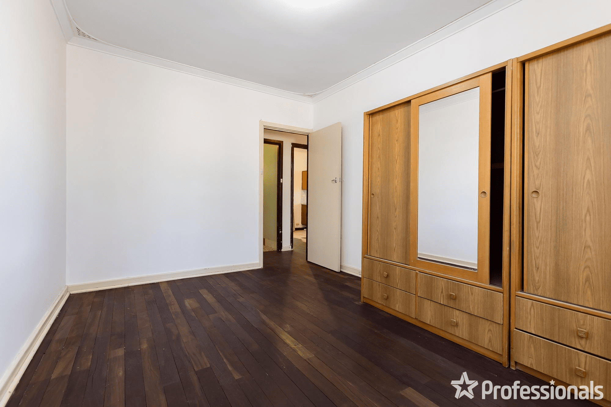 25 Bertram Street, MADDINGTON, WA 6109