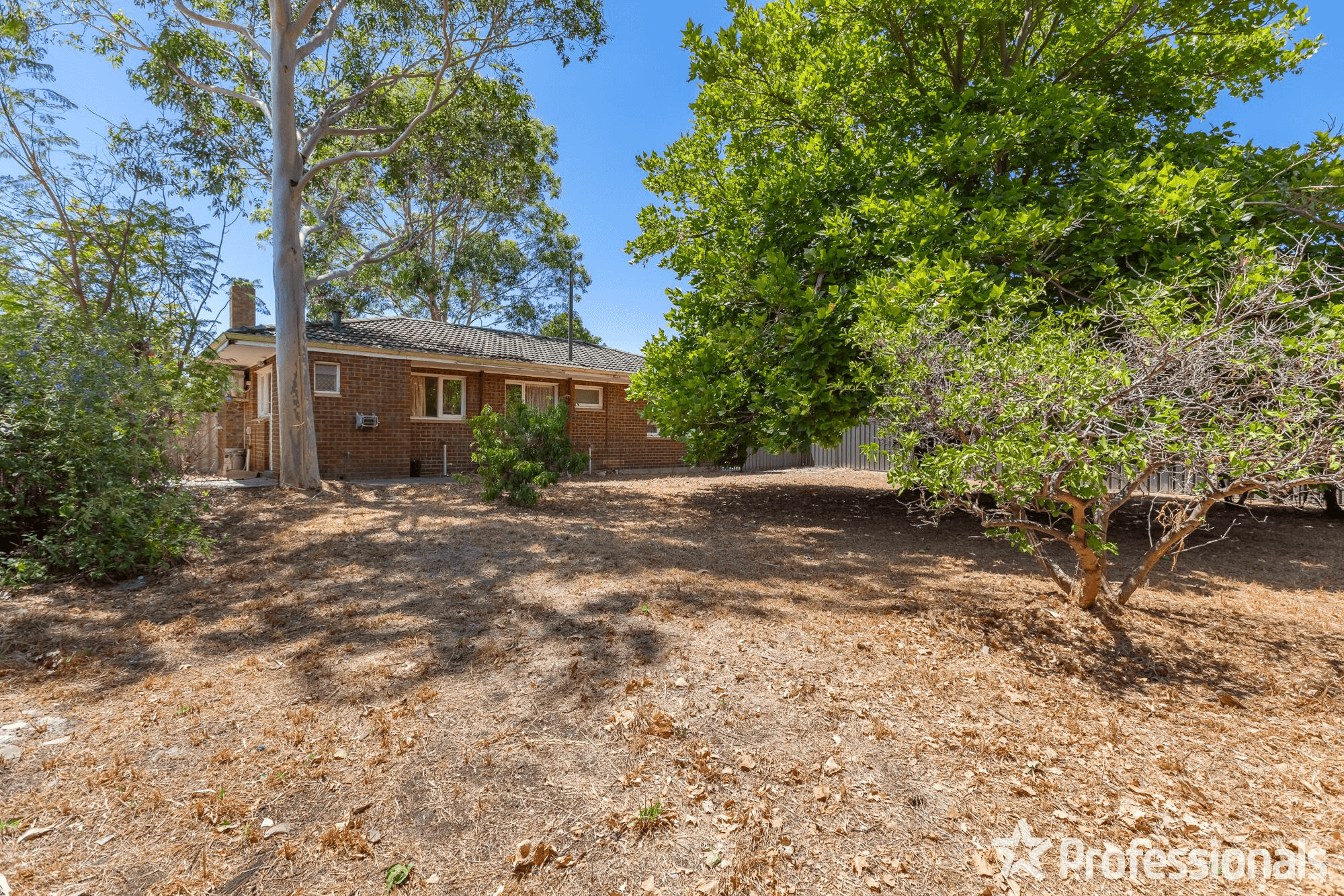 25 Bertram Street, MADDINGTON, WA 6109