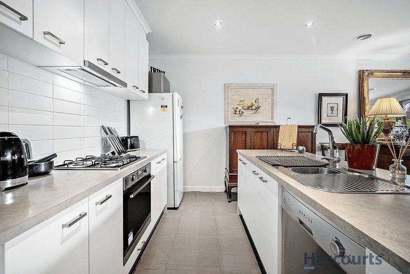 32 Amana Drive, Alfredton, VIC 3350