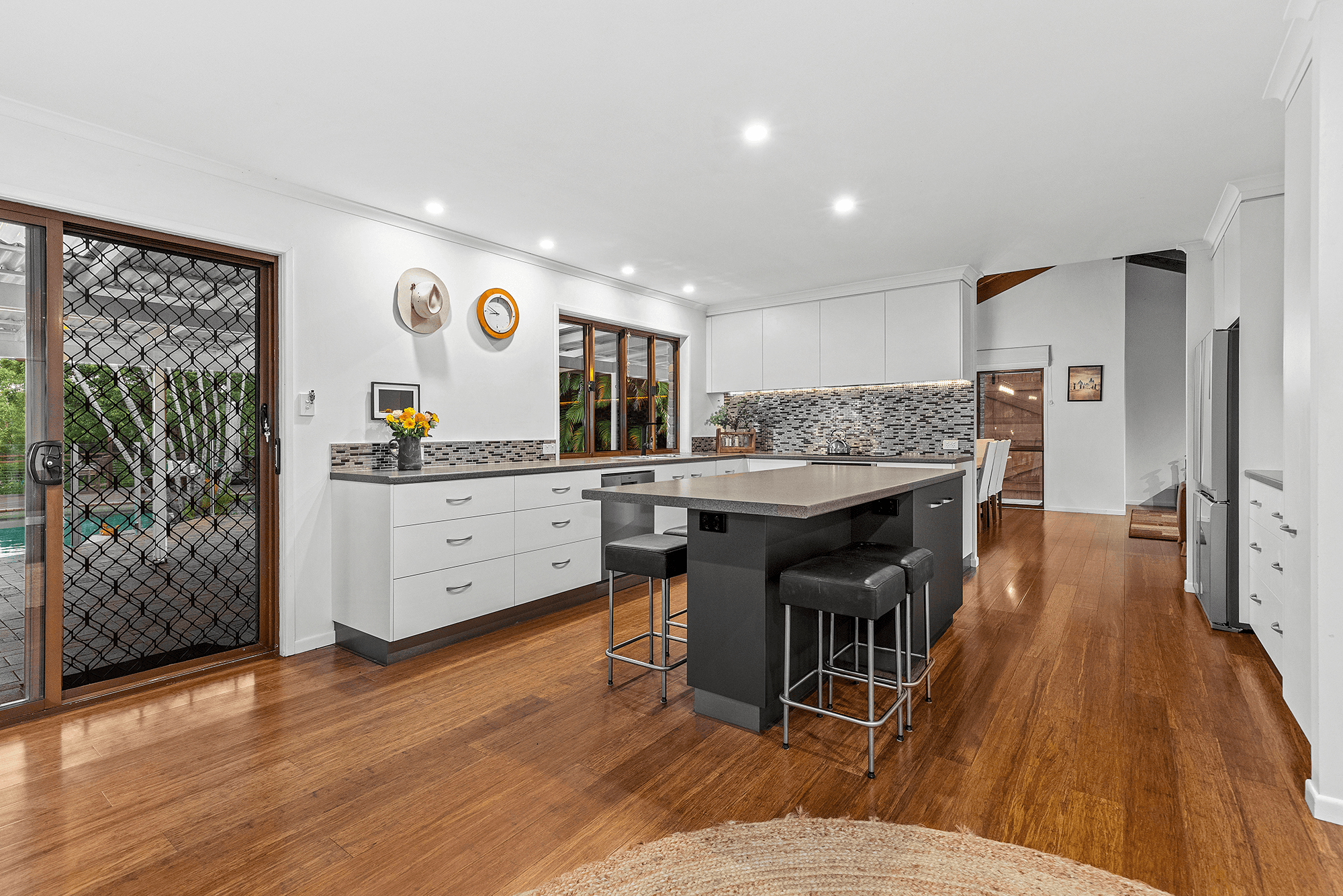 1 Cumberland Road, WIGHTS MOUNTAIN, QLD 4520