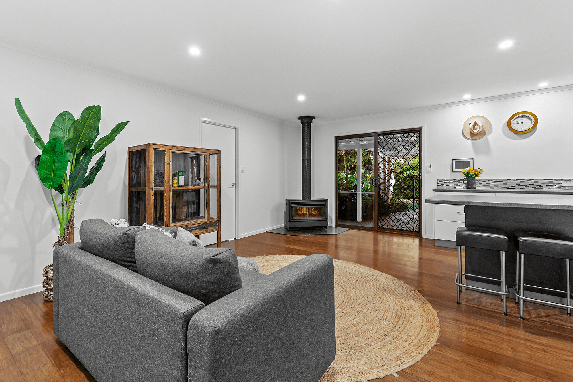 1 Cumberland Road, WIGHTS MOUNTAIN, QLD 4520