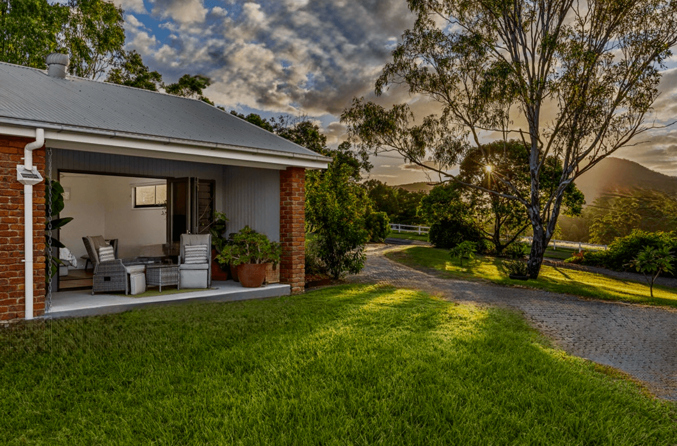 1 Cumberland Road, WIGHTS MOUNTAIN, QLD 4520