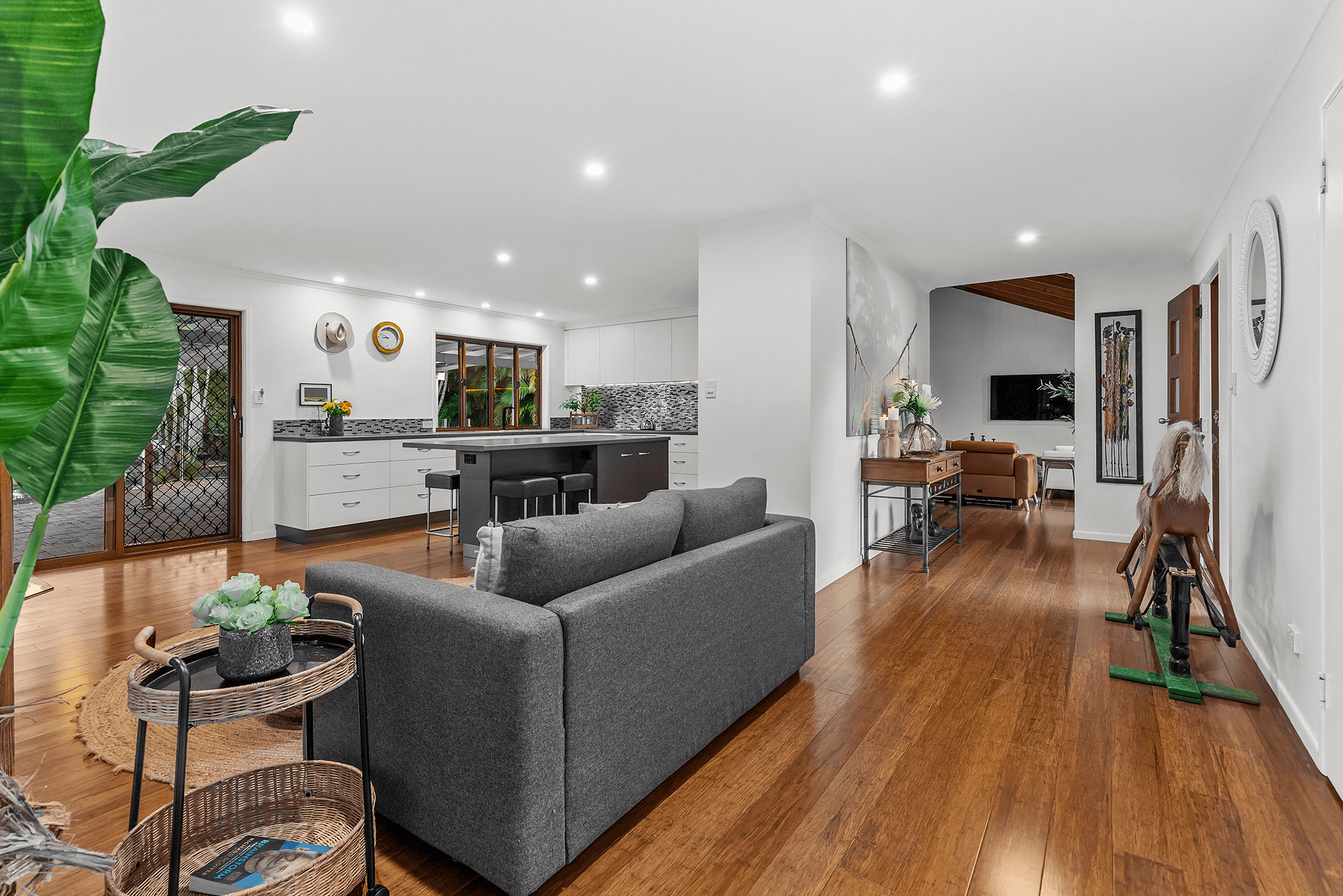 1 Cumberland Road, WIGHTS MOUNTAIN, QLD 4520