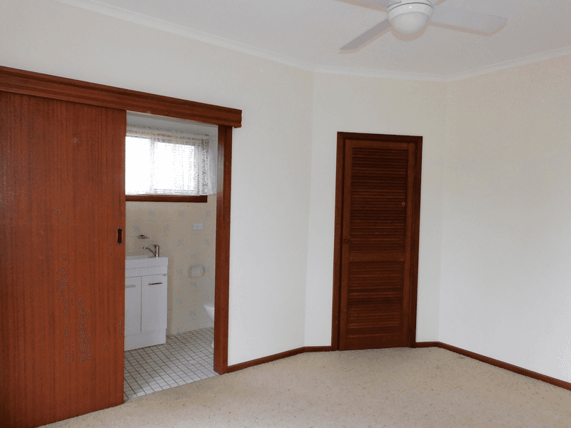 13 Bertha Street, BORDERTOWN, SA 5268