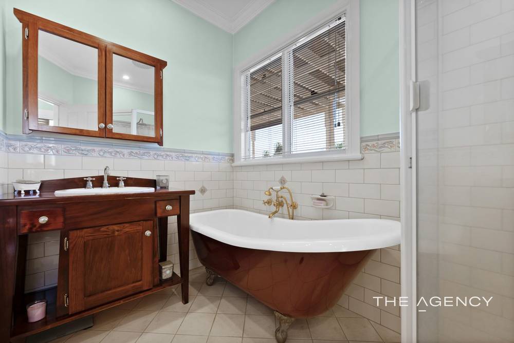 21 Charlton Loop, Kalbarri, WA 6536