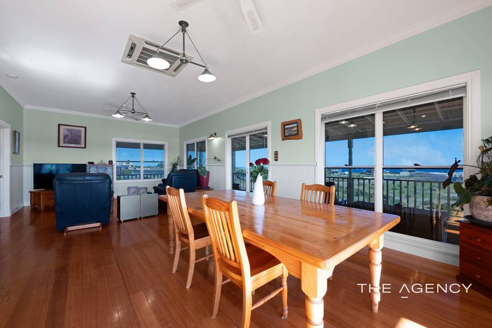 21 Charlton Loop, Kalbarri, WA 6536