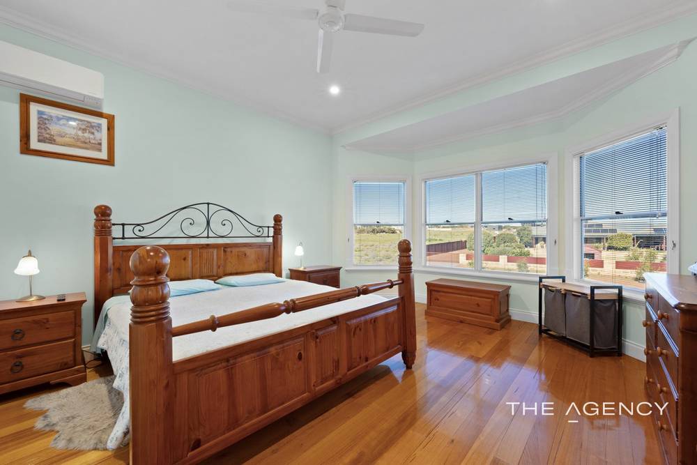 21 Charlton Loop, Kalbarri, WA 6536