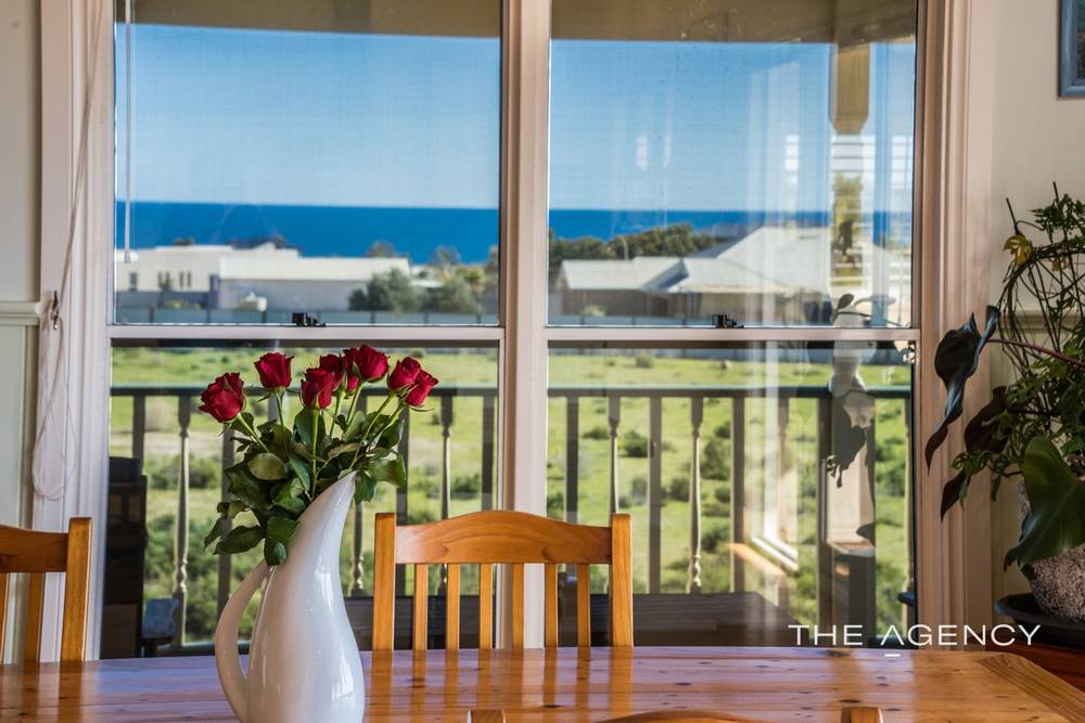 21 Charlton Loop, Kalbarri, WA 6536