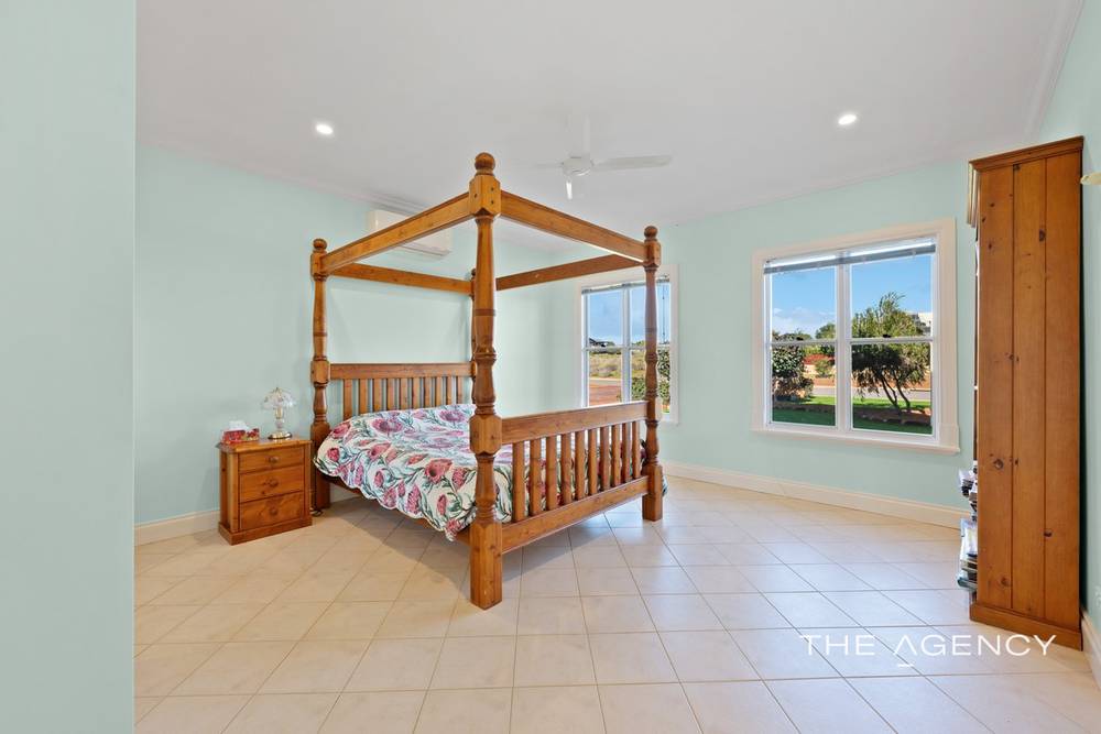 21 Charlton Loop, Kalbarri, WA 6536