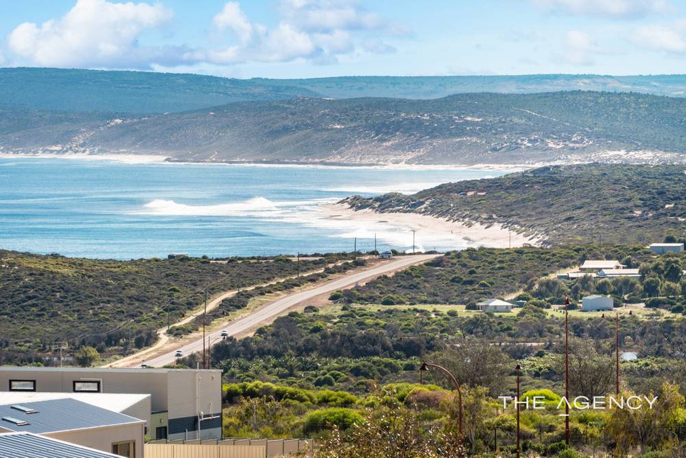 21 Charlton Loop, Kalbarri, WA 6536
