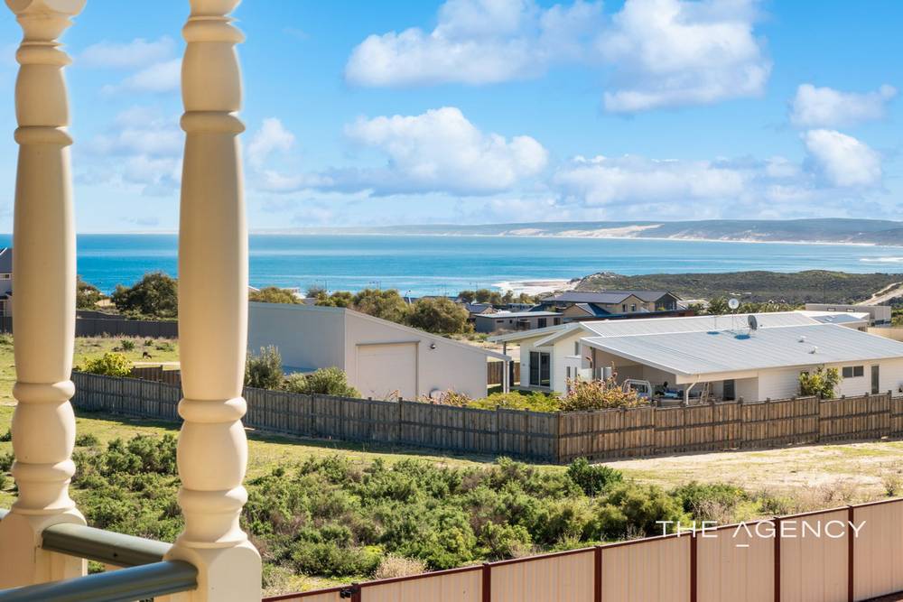 21 Charlton Loop, Kalbarri, WA 6536