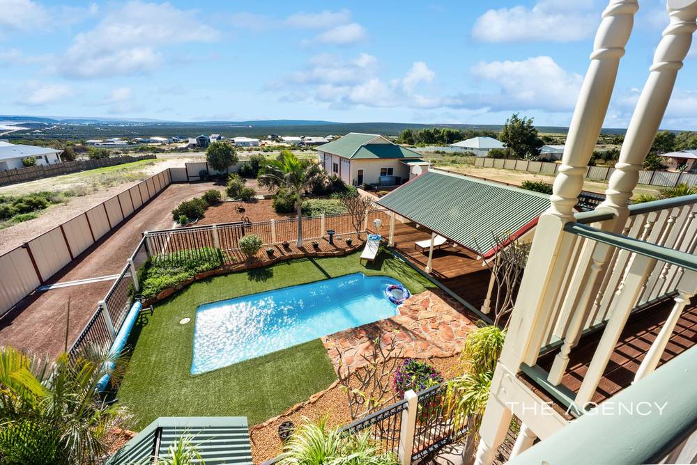 21 Charlton Loop, Kalbarri, WA 6536