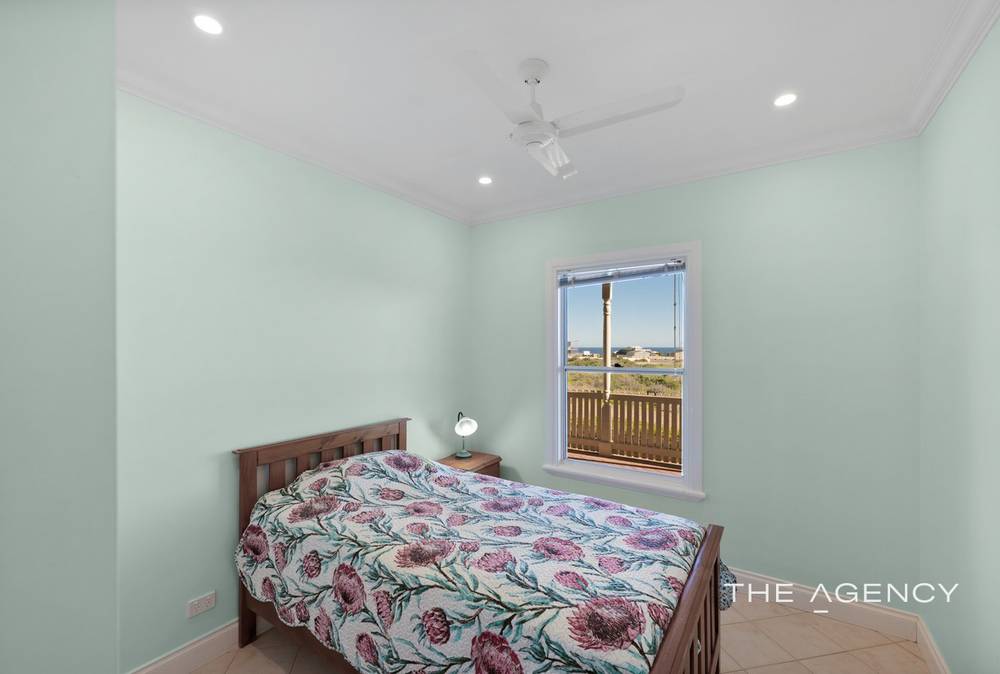 21 Charlton Loop, Kalbarri, WA 6536
