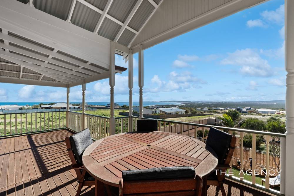 21 Charlton Loop, Kalbarri, WA 6536