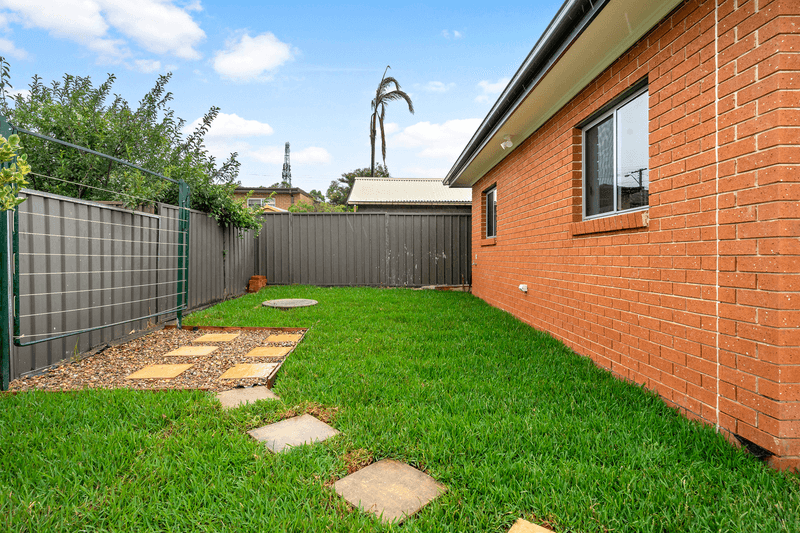 153a Lucretia Road, Seven Hills, NSW 2147