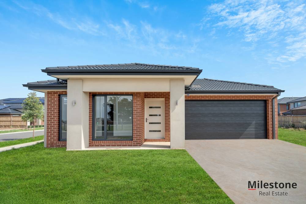 78 Carora Circuit, CLYDE NORTH, VIC 3978