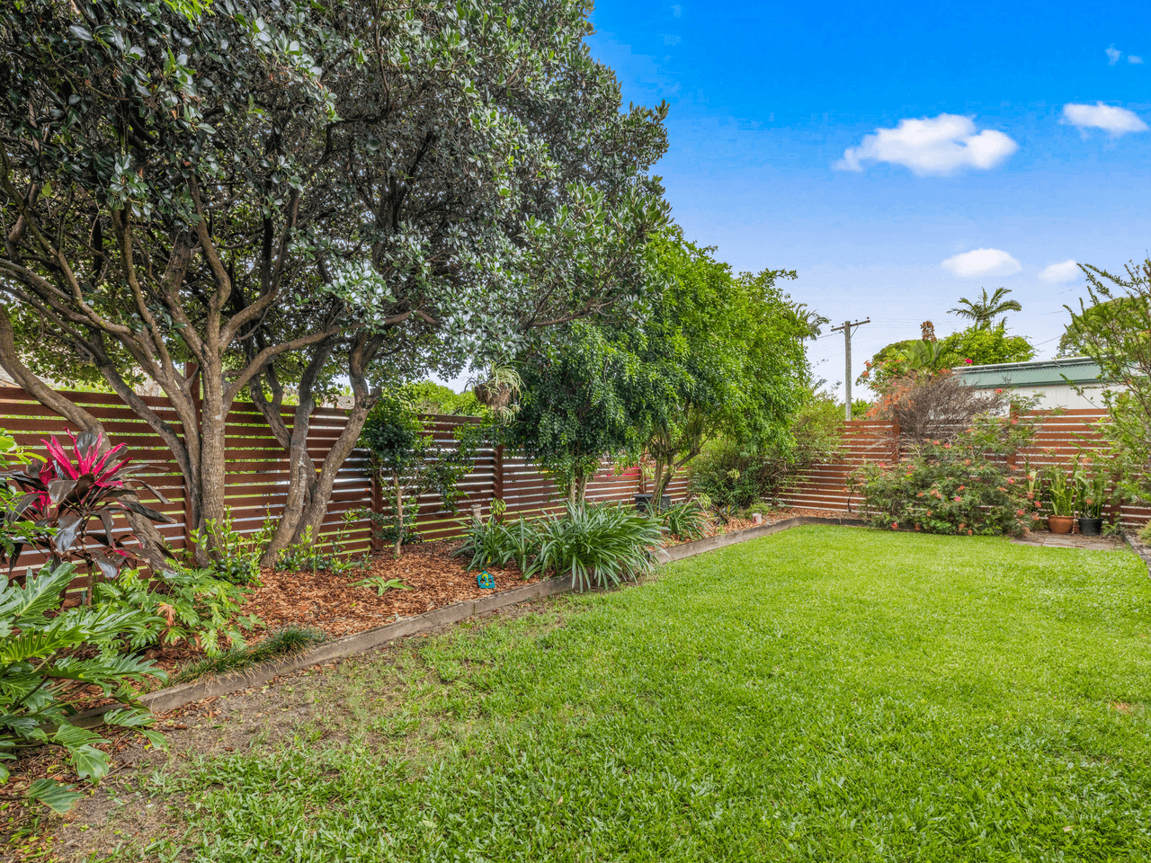 30 Pine Crescent, SANDY BEACH, NSW 2456