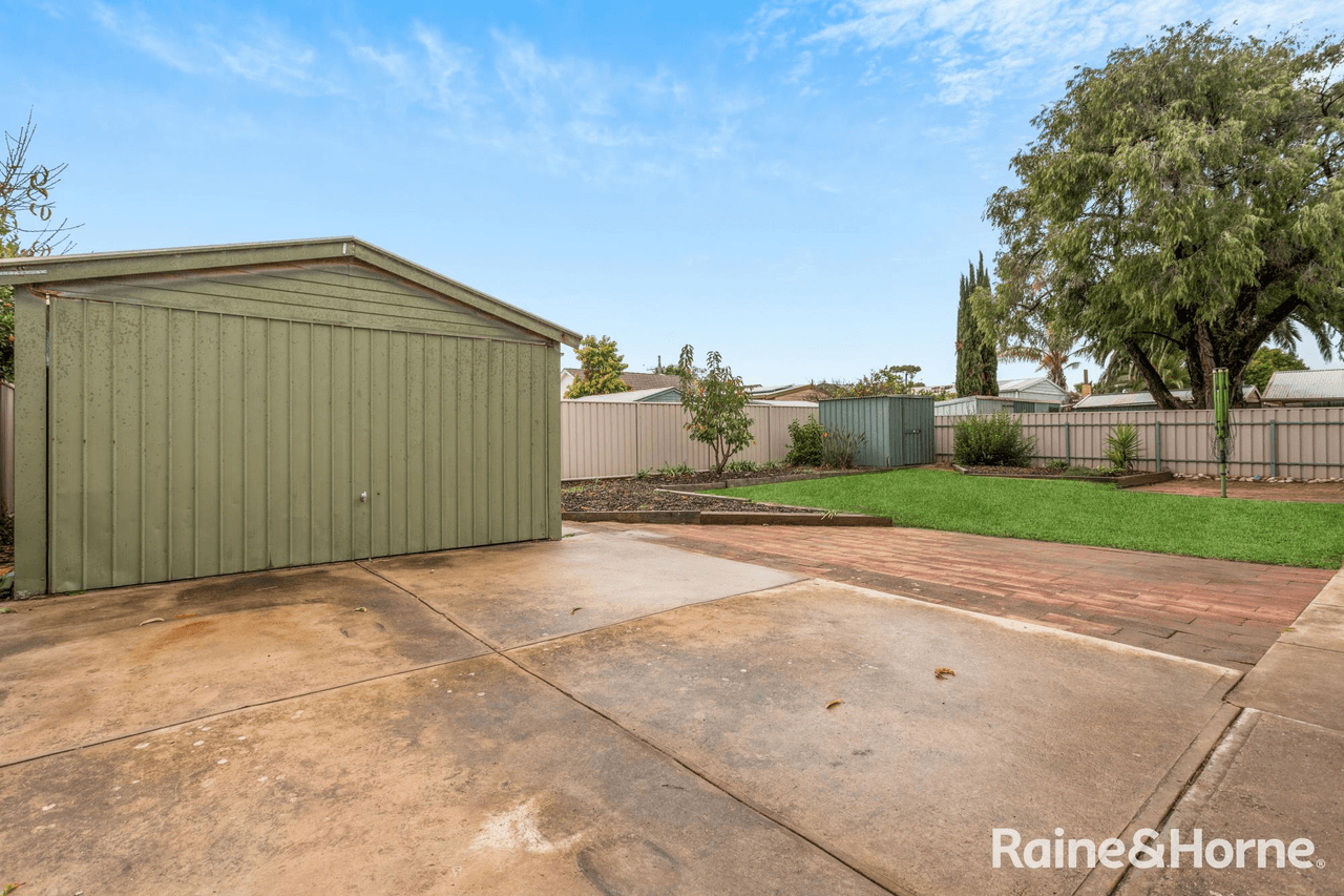 7 Helen Street, CHRISTIE DOWNS, SA 5164