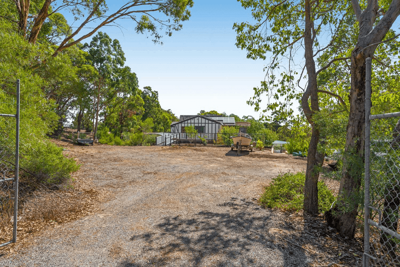 49 Canns Road, Bedfordale, WA 6112