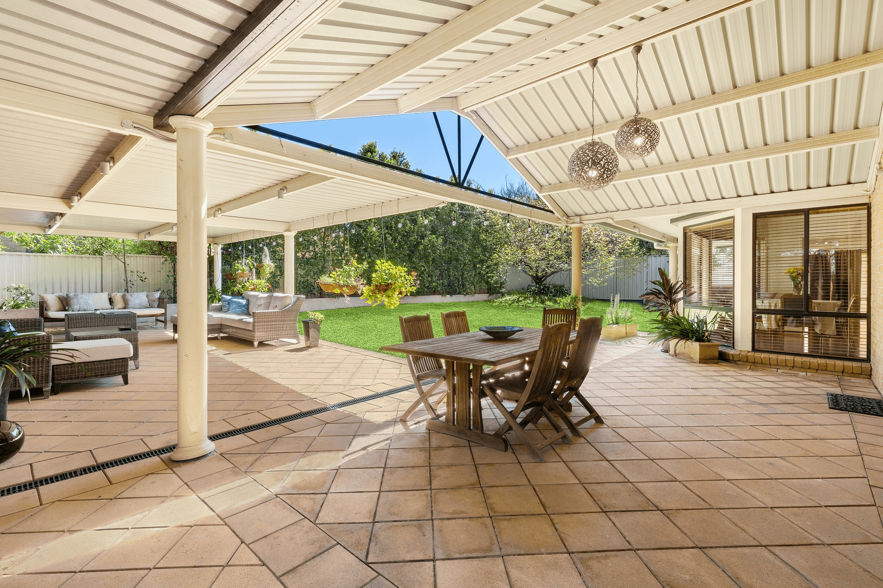 8 Creekwood Drive, VOYAGER POINT, NSW 2172