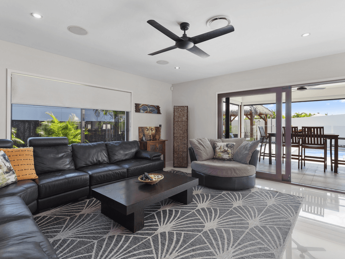 43 Golden Grove Boulevarde, Reedy Creek, QLD 4227