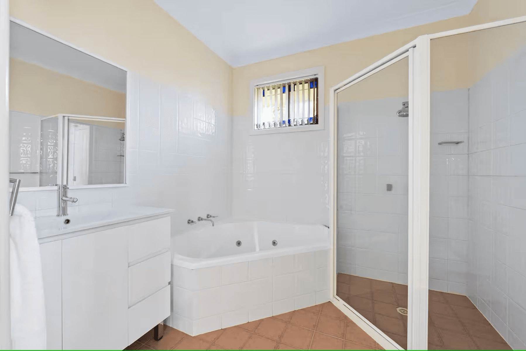 2 Wollongong Street, Shellharbour, NSW 2529