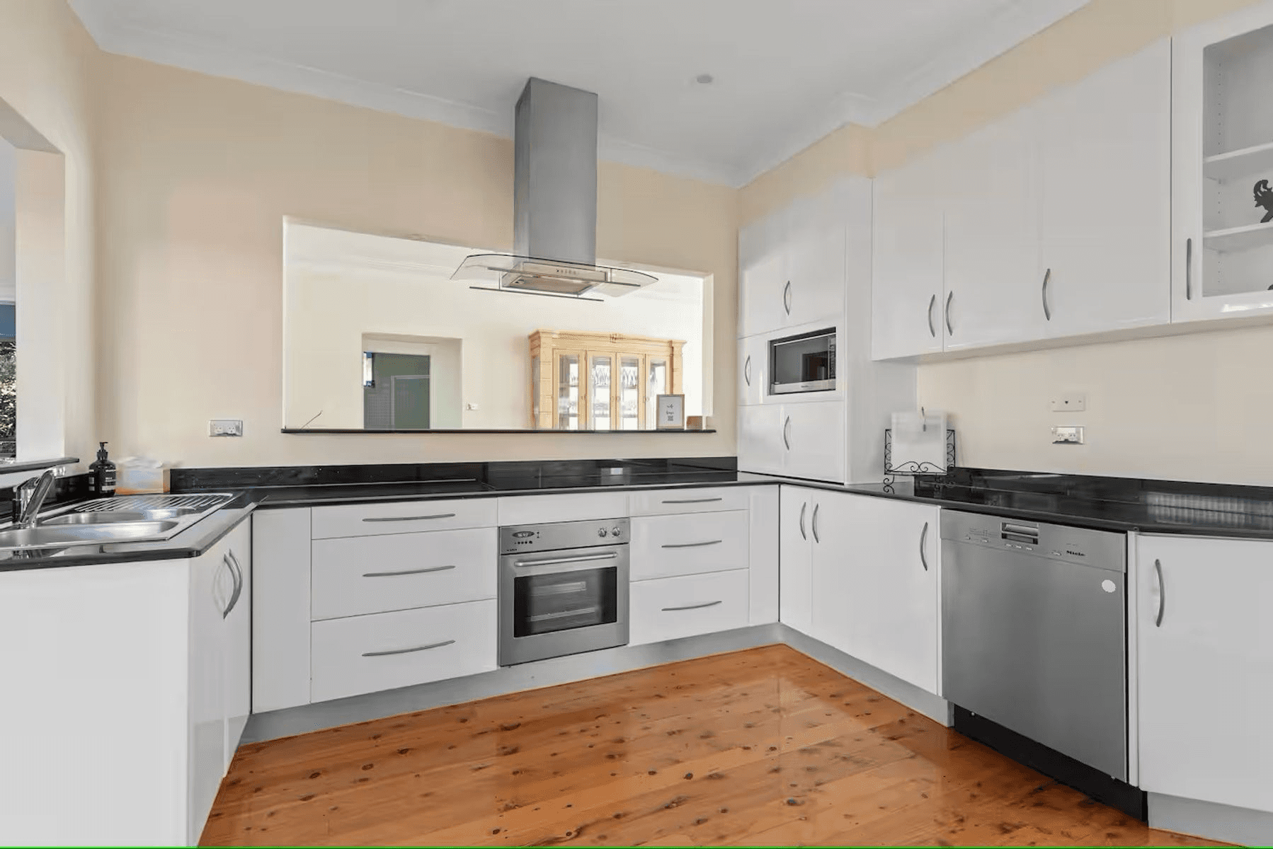 2 Wollongong Street, Shellharbour, NSW 2529