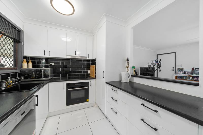 7 Huon Street, CRESTMEAD, QLD 4132