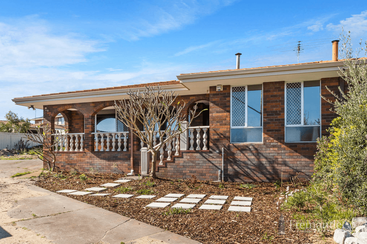 3A Outram Place, Hamilton Hill, WA 6163