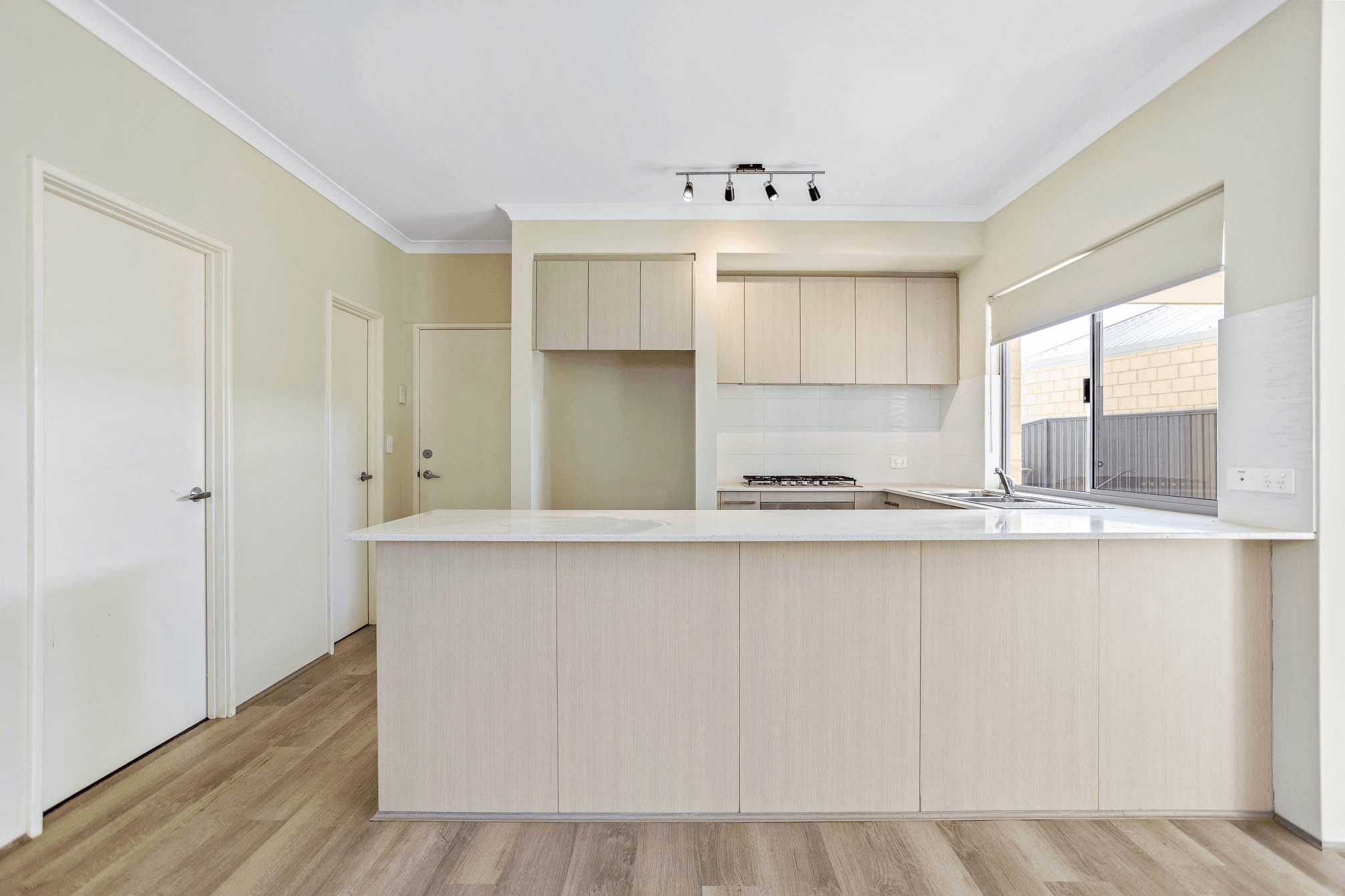 37 St Catharines Promenade, CHAMPION LAKES, WA 6111