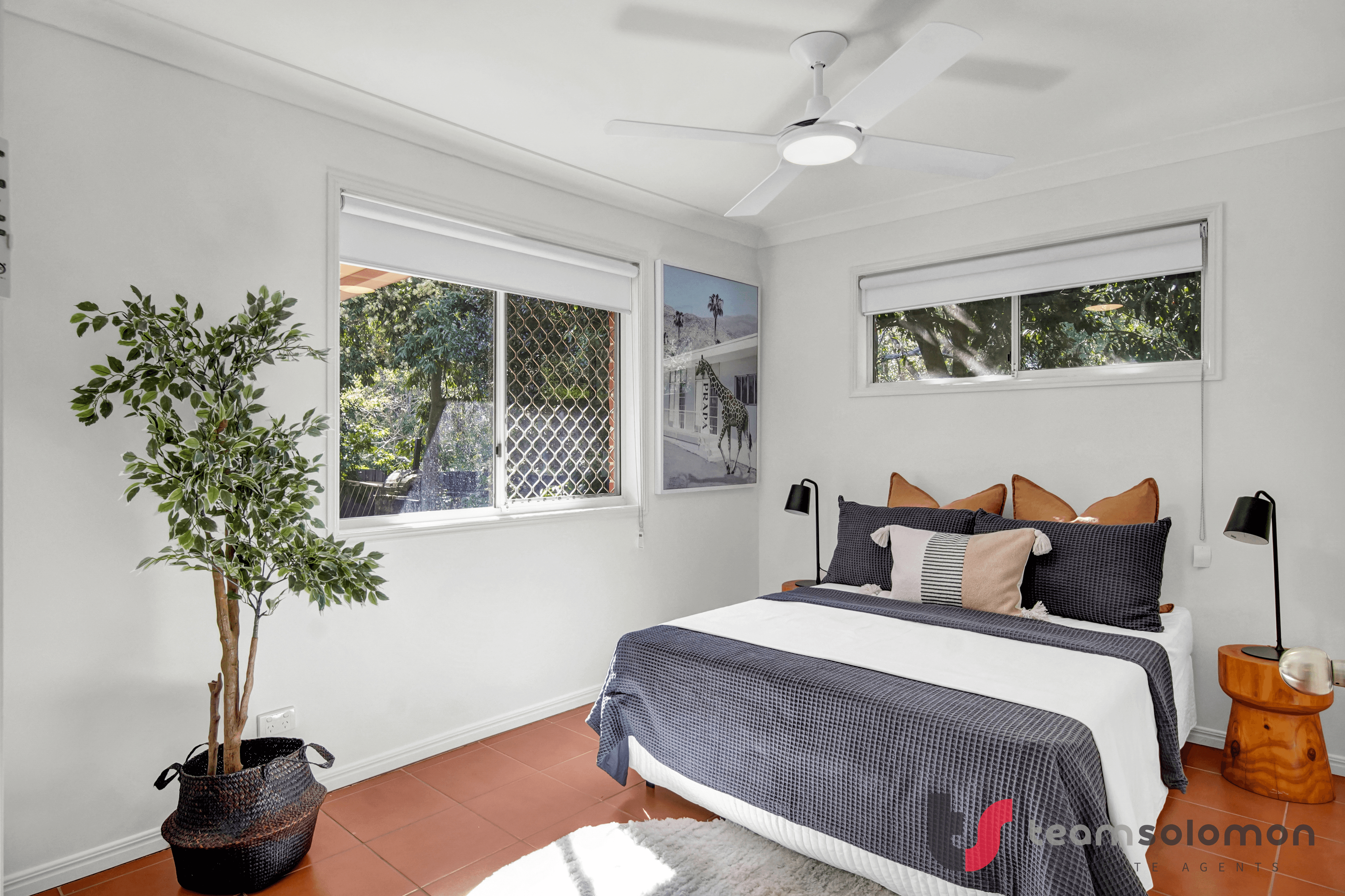 9 Majestic Court, Regents Park, QLD 4118