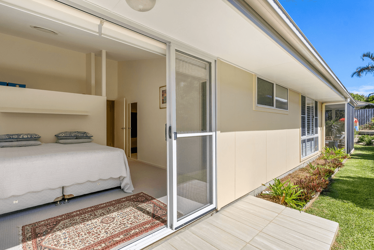 8 Morton Way, SKENNARS HEAD, NSW 2478