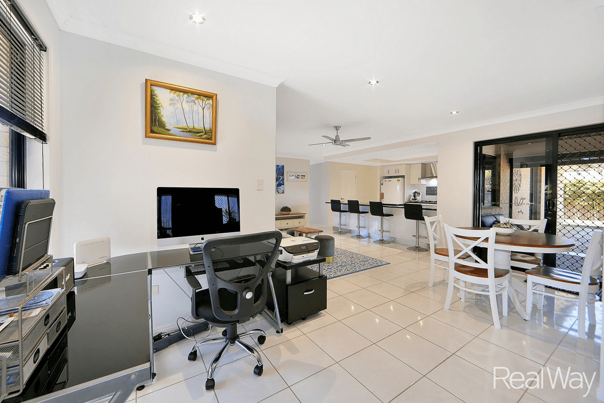 23 Mountney Street, Avoca, QLD 4670