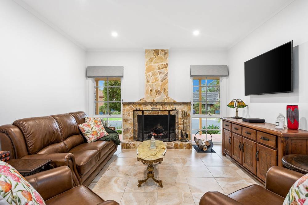 14 Rothesay Place, Greenvale, VIC 3059