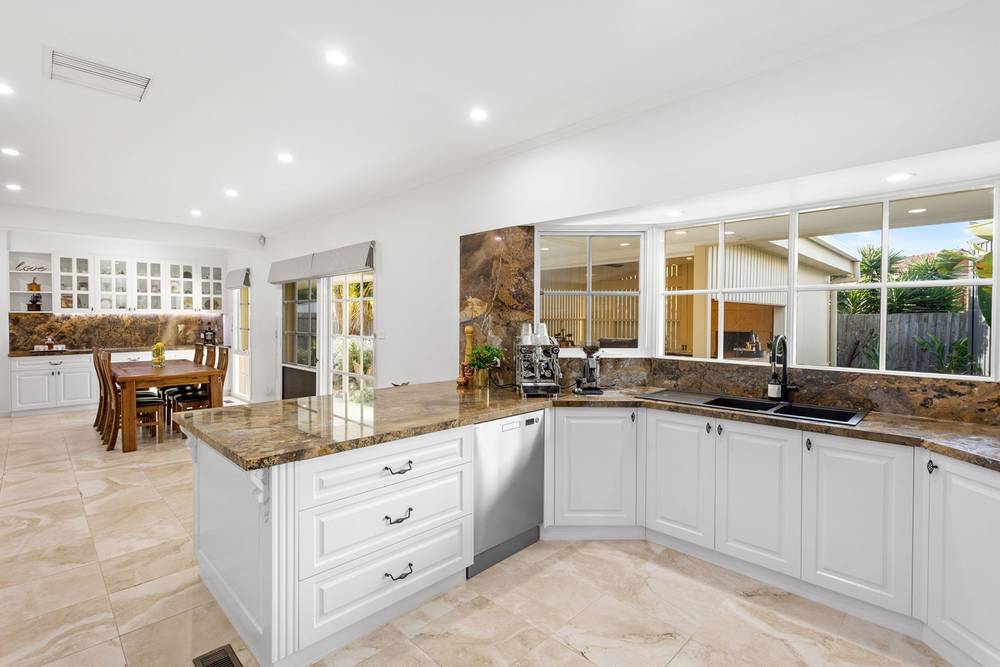 14 Rothesay Place, Greenvale, VIC 3059