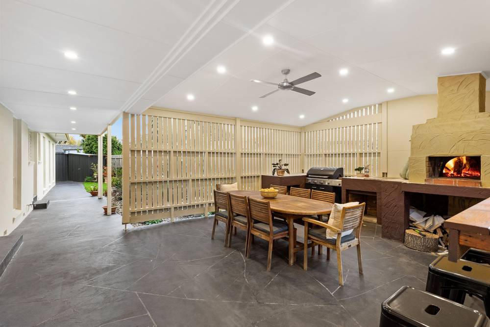 14 Rothesay Place, Greenvale, VIC 3059