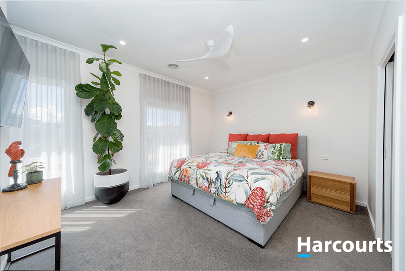 14 Orchard Court, DROUIN, VIC 3818