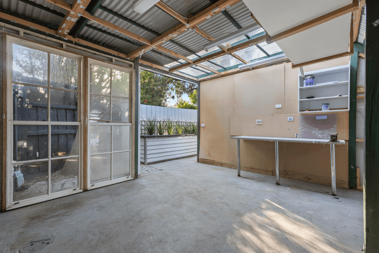 348 Como Parade West, PARKDALE, VIC 3195