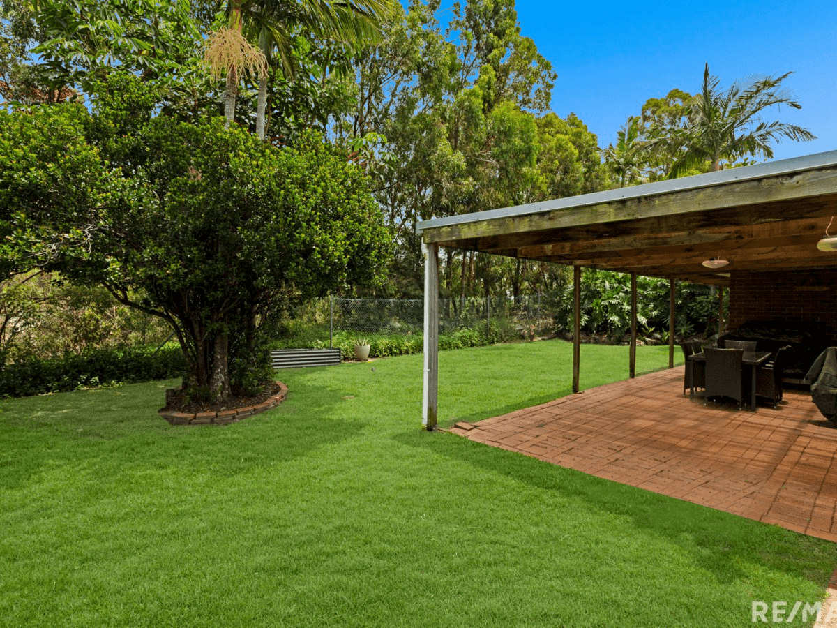 19 Cambridge Court, CARRARA, QLD 4211