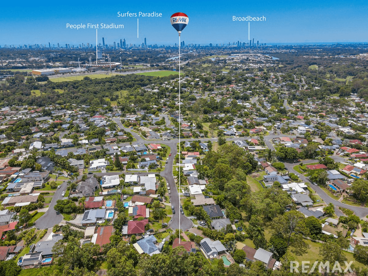 19 Cambridge Court, CARRARA, QLD 4211