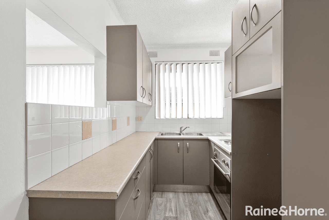 10/58 Cronulla Street, CARLTON, NSW 2218