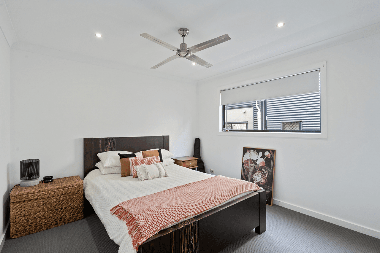 100 Sibley Road, WYNNUM WEST, QLD 4178