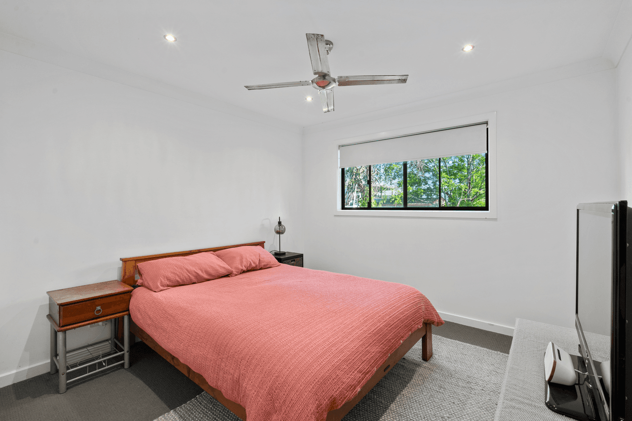 100 Sibley Road, WYNNUM WEST, QLD 4178