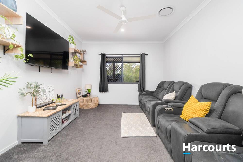 14 TYNDALL STREET, APPLE TREE CREEK, QLD 4660