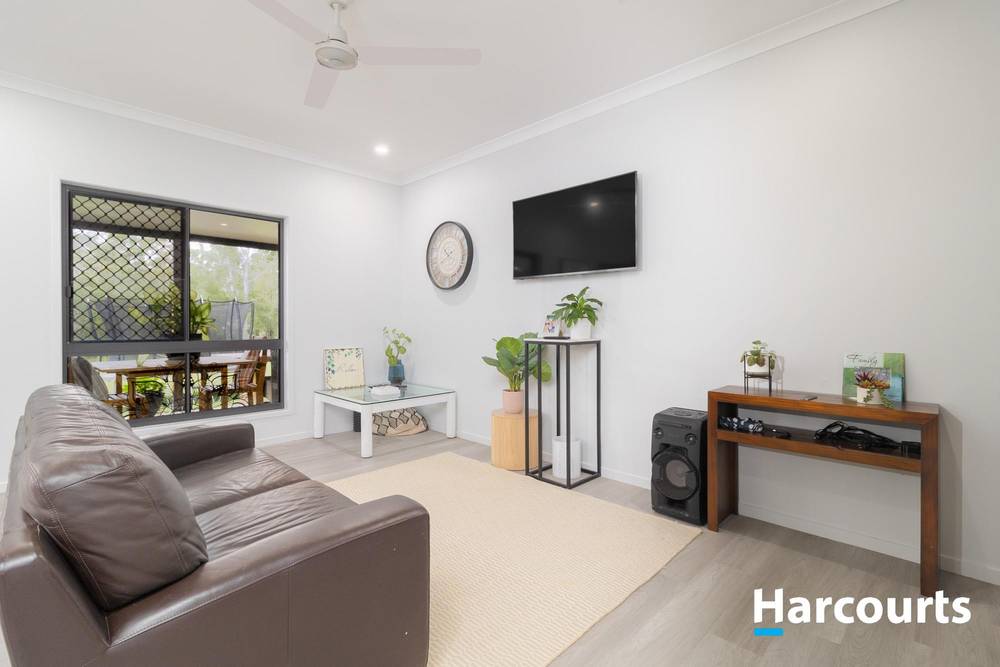 14 TYNDALL STREET, APPLE TREE CREEK, QLD 4660