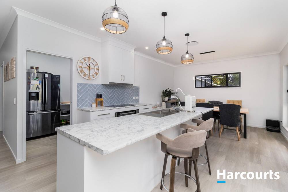 14 TYNDALL STREET, APPLE TREE CREEK, QLD 4660