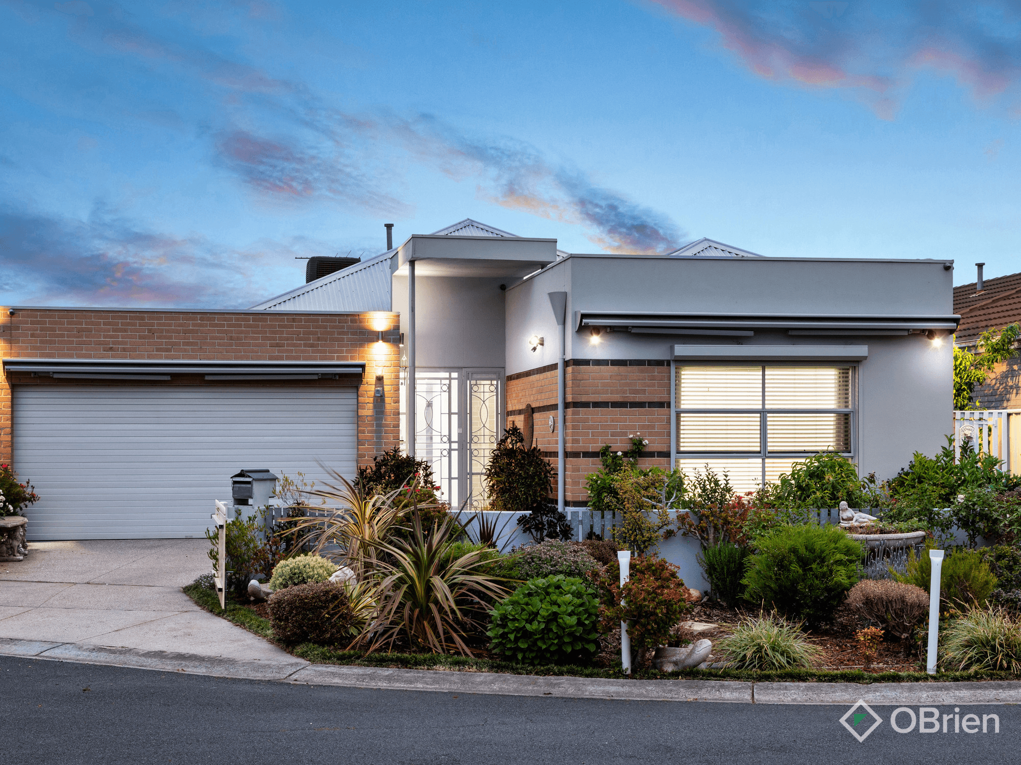 6 Jells Place, Caroline Springs, VIC 3023