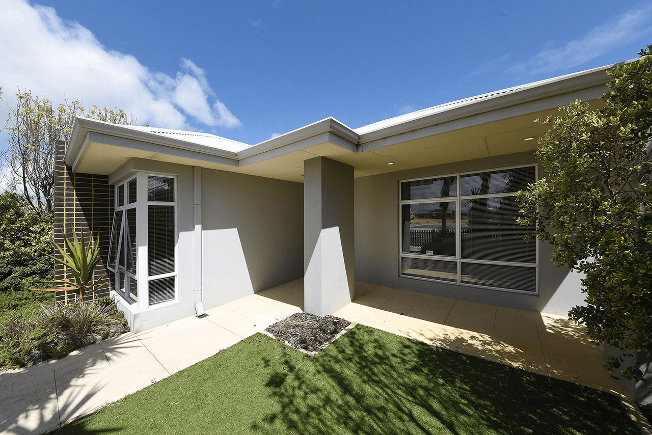 26 Hollington Boulevard, Alkimos, WA 6038