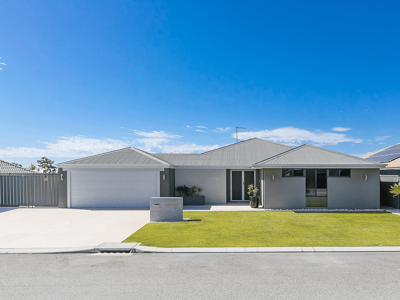 5 Leader Pass, ELLENBROOK, WA 6069