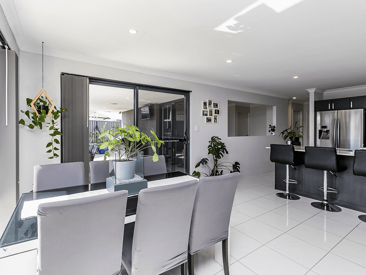 5 Leader Pass, ELLENBROOK, WA 6069